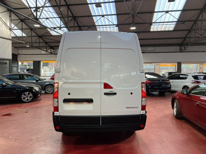 RENAULT MASTER DCI 130 NEUF