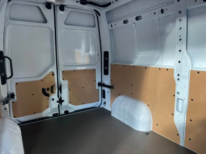 RENAULT MASTER DCI 130 NEUF