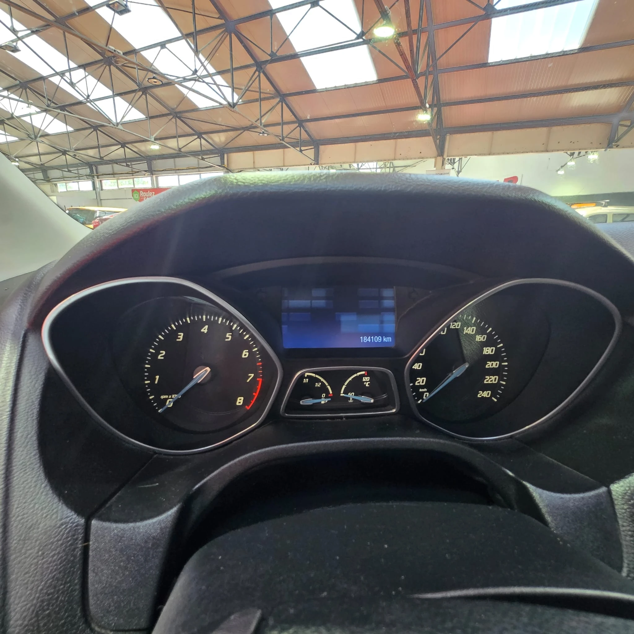 BMW X6 M F86 – 575 CH – V8 – FULL OPTIONS