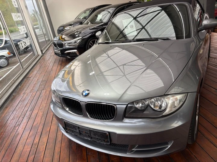 BMW SÉRIE 1 CABRIOLET E88 – 118i 143 CH CONFORT