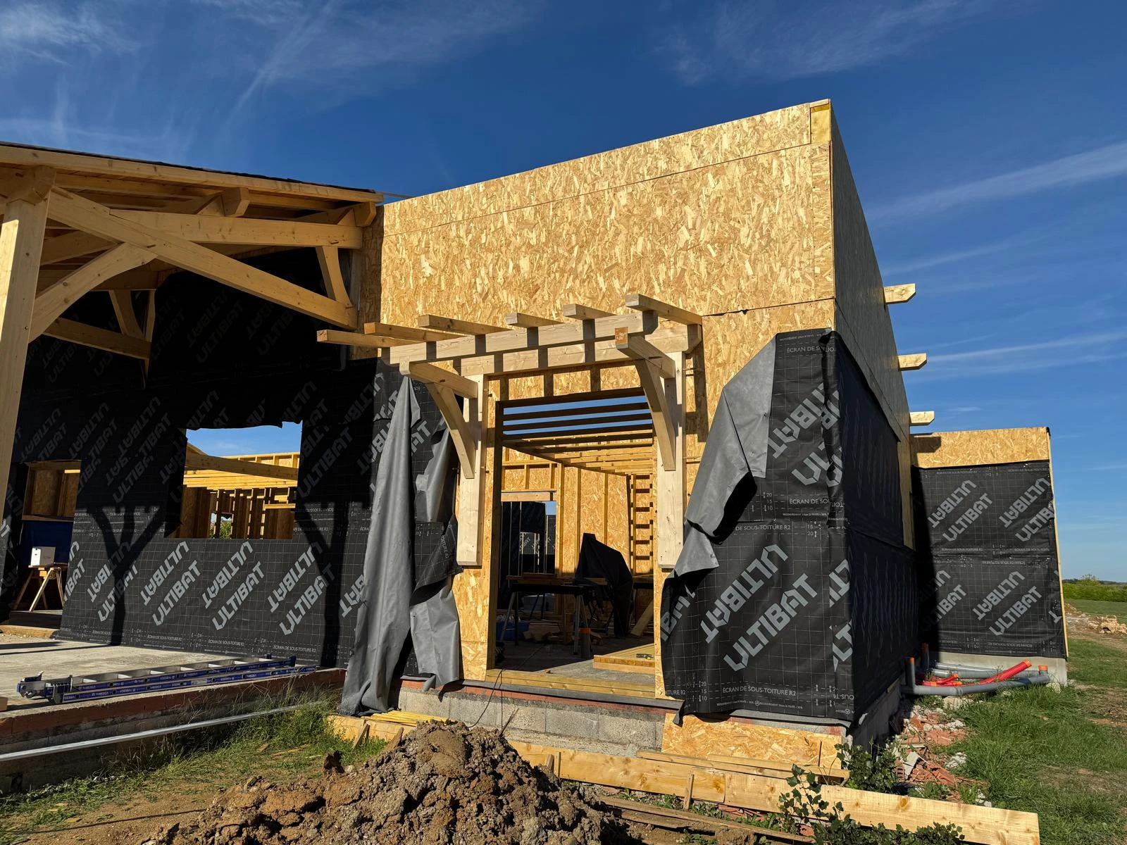 Construction ossature bois – Extension et structure bois sur mesure