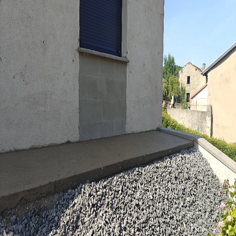 Pose de dalles sur escalier
