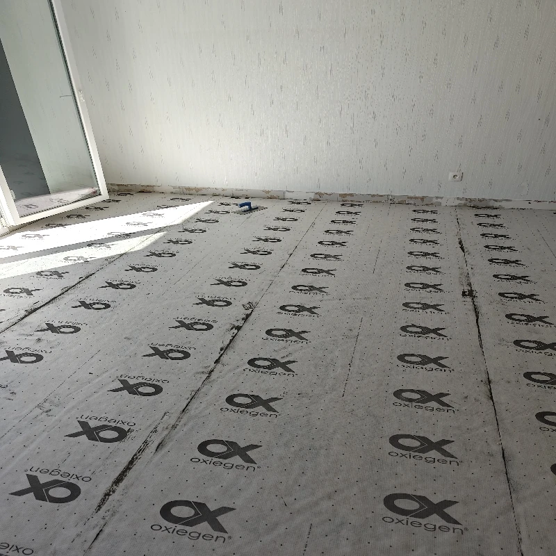 Rénovation de sol suite à des fissuration