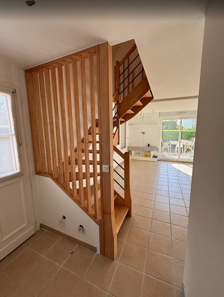 Escalier sur mesure 2/4 tournants et claustra
