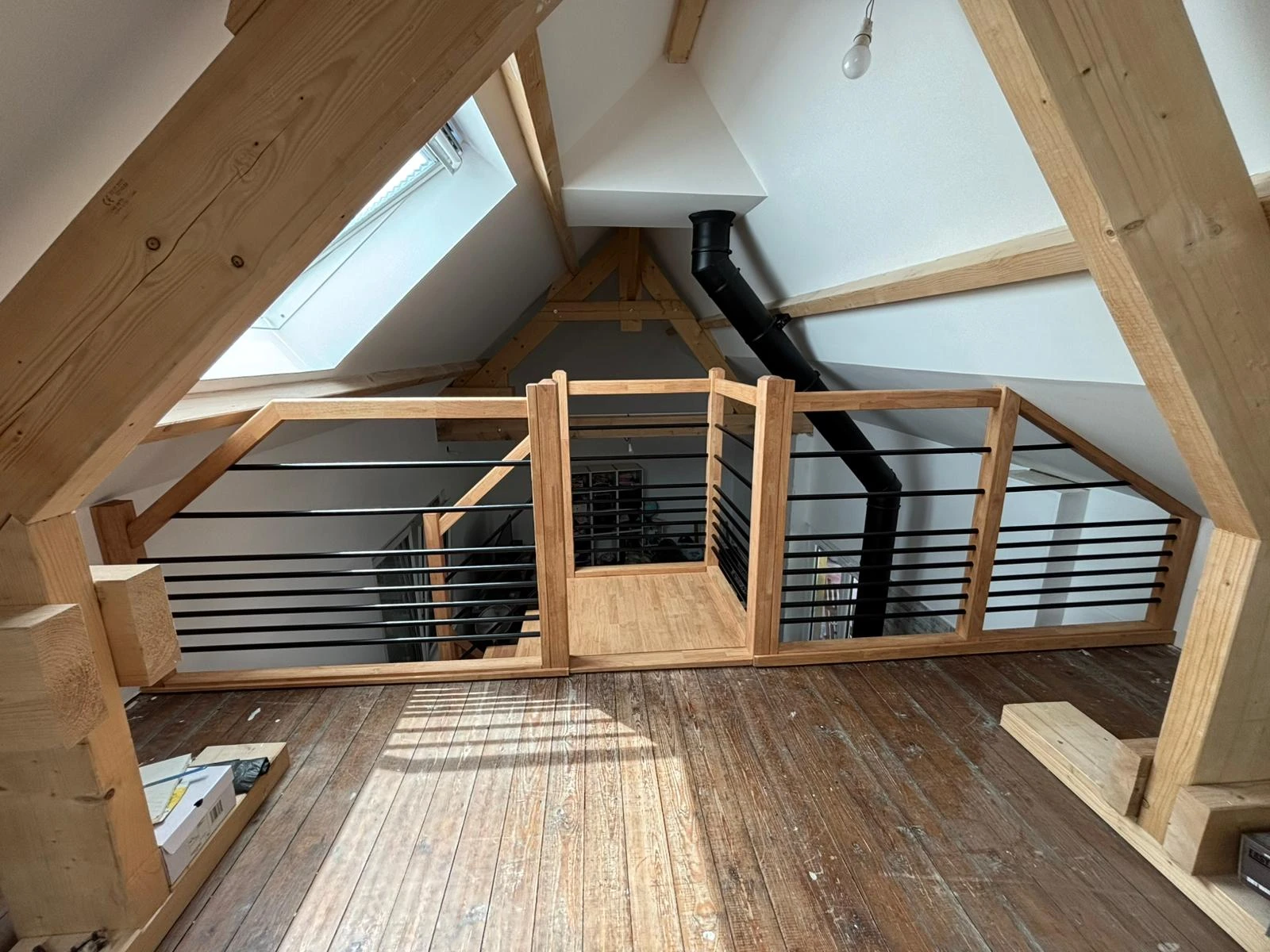 fabrication d'un escalier sur mesure avec palier suspendu à Mentque Nortbecourt