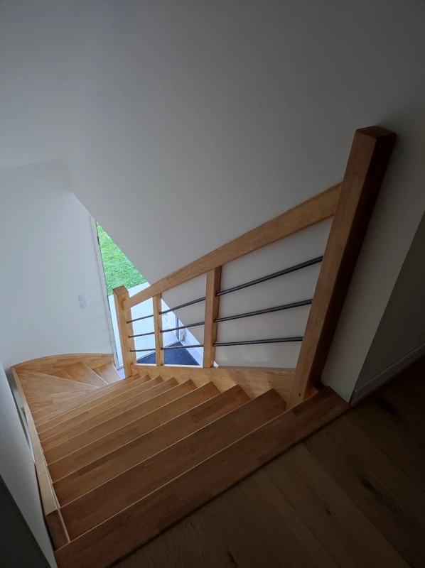 Escalier avec garde corps bois métal à Saint Omer