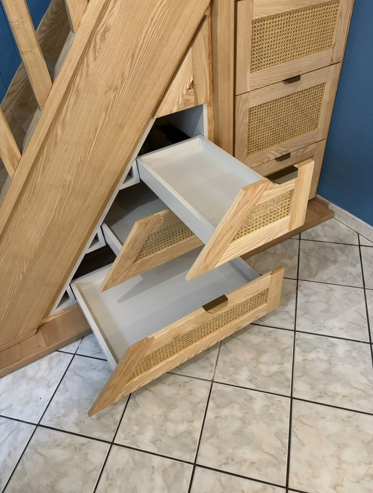 Rangement sous escalier en Canage à Boulogne sur mer