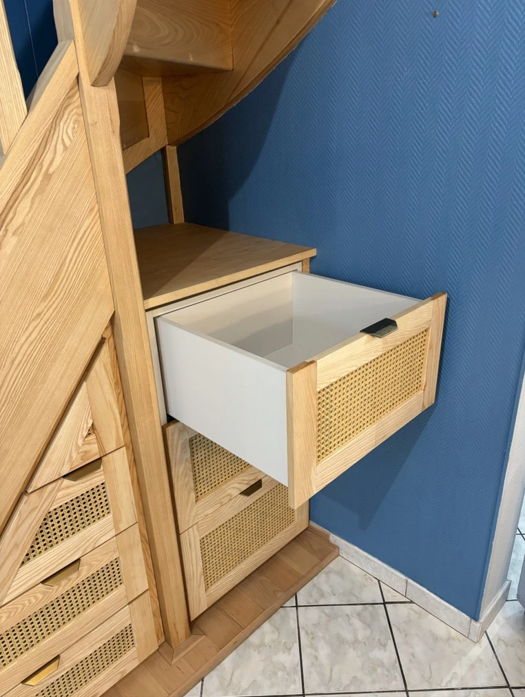 Rangement sous escalier en Canage à Boulogne sur mer