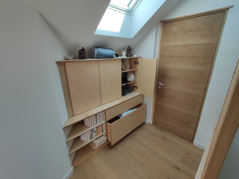 Rangements sur mesure sur un palier à Gravelines