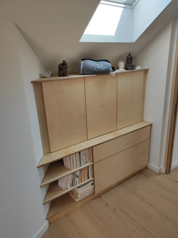 Rangements sur mesure sur un palier à Gravelines