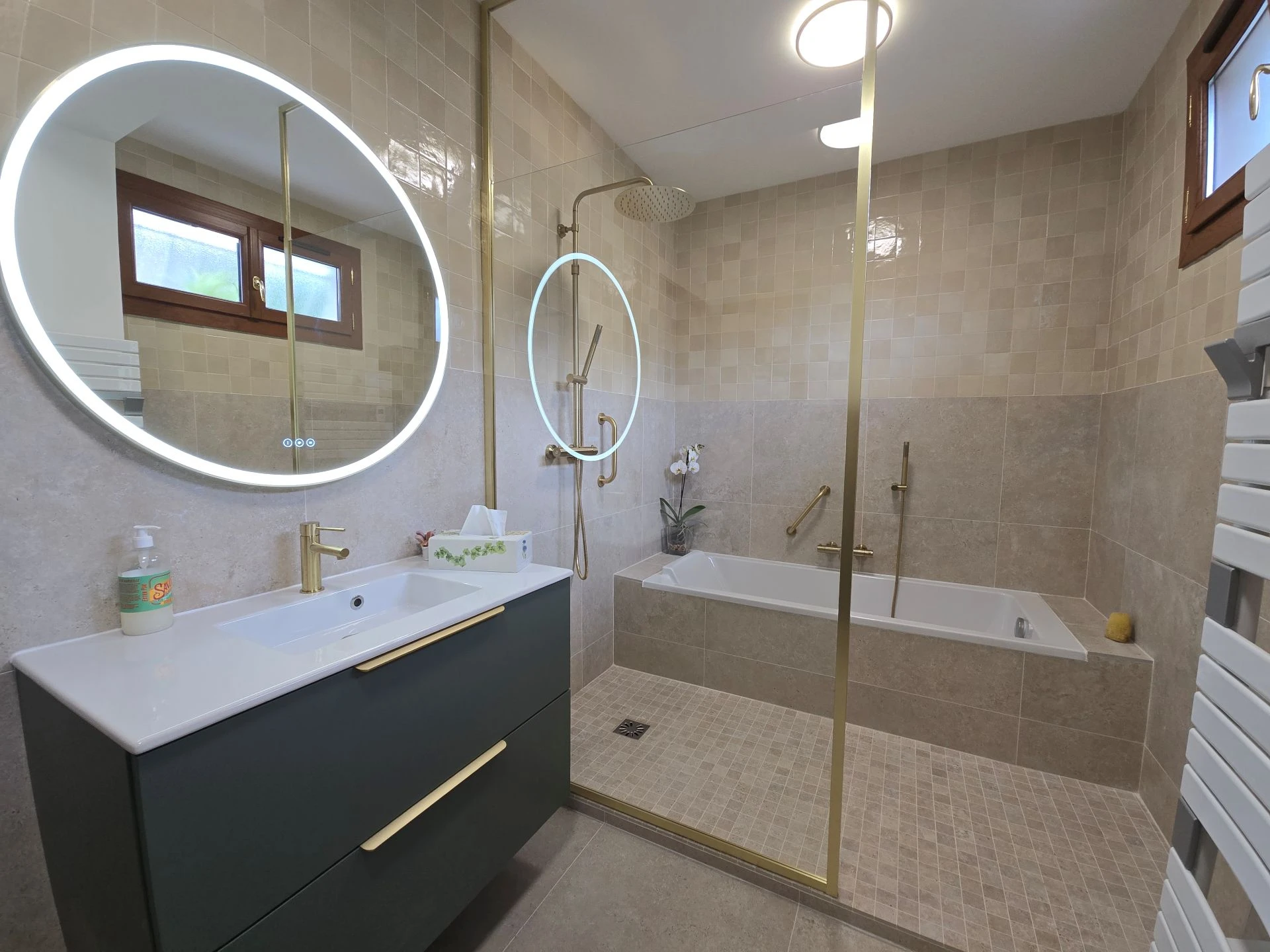 Rénovation complète de salle de bain à Marseille et dans les Bouches-du-Rhône