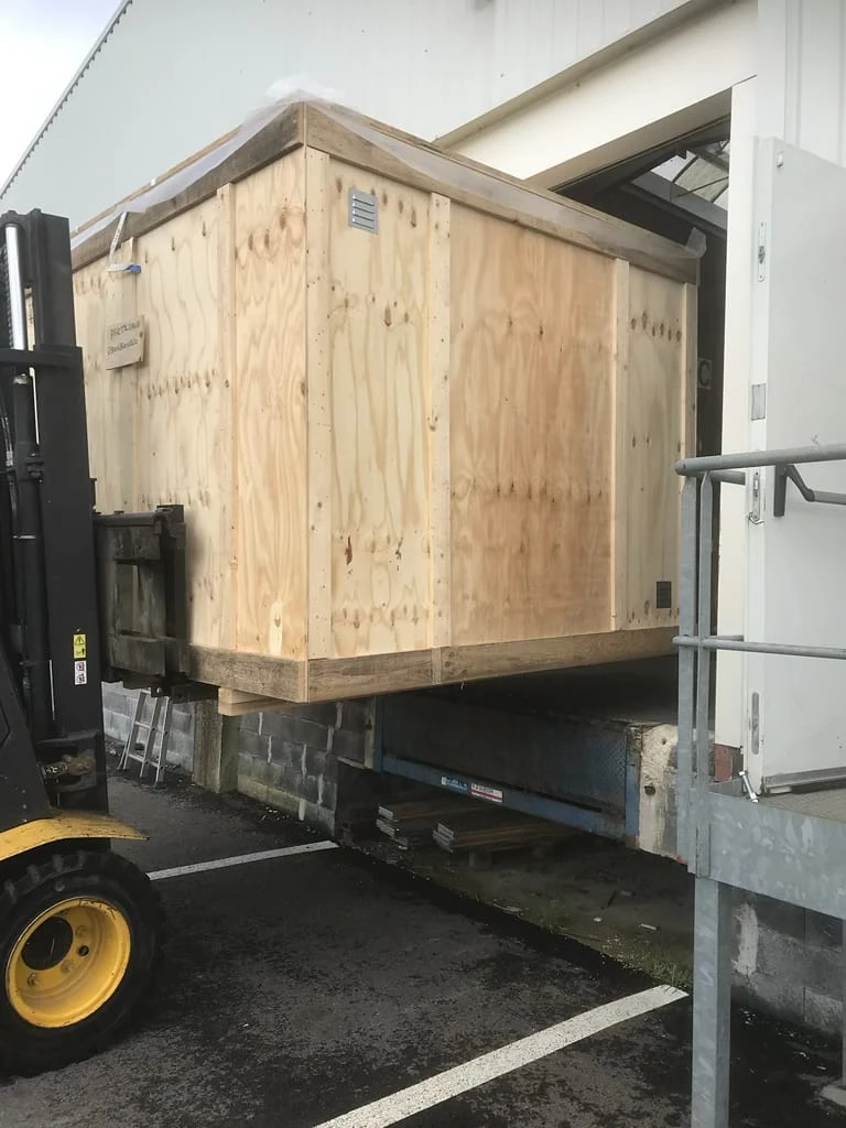 Caisses et caissons en bois sur mesure pour l'industrie, le transport et l'export