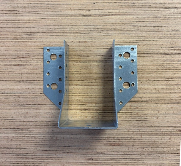 Sabot pour poutre 71x125mm