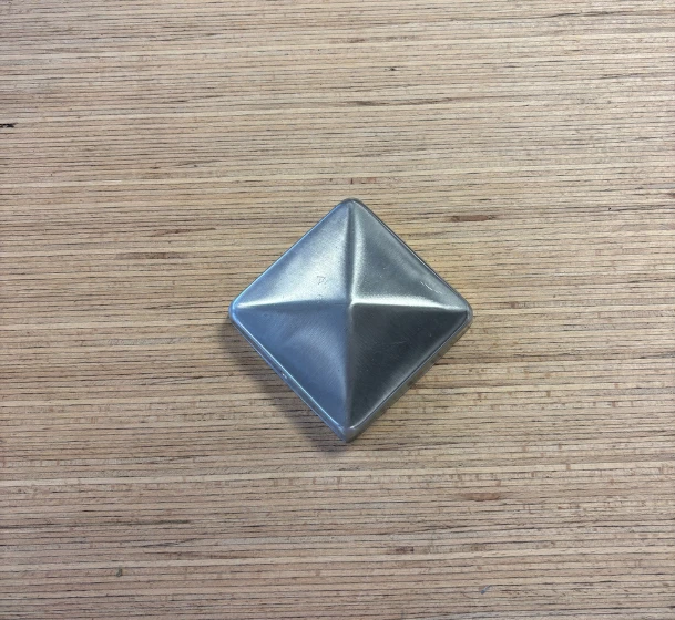 Chapeau de poteau inox
