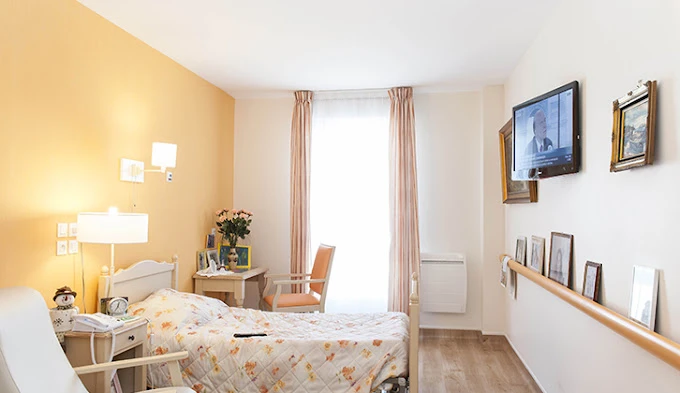 Investissement en chambre médicalisée en EHPAD au loyer de 992 € garanti net d'impôt pour la retraite complémentaire.