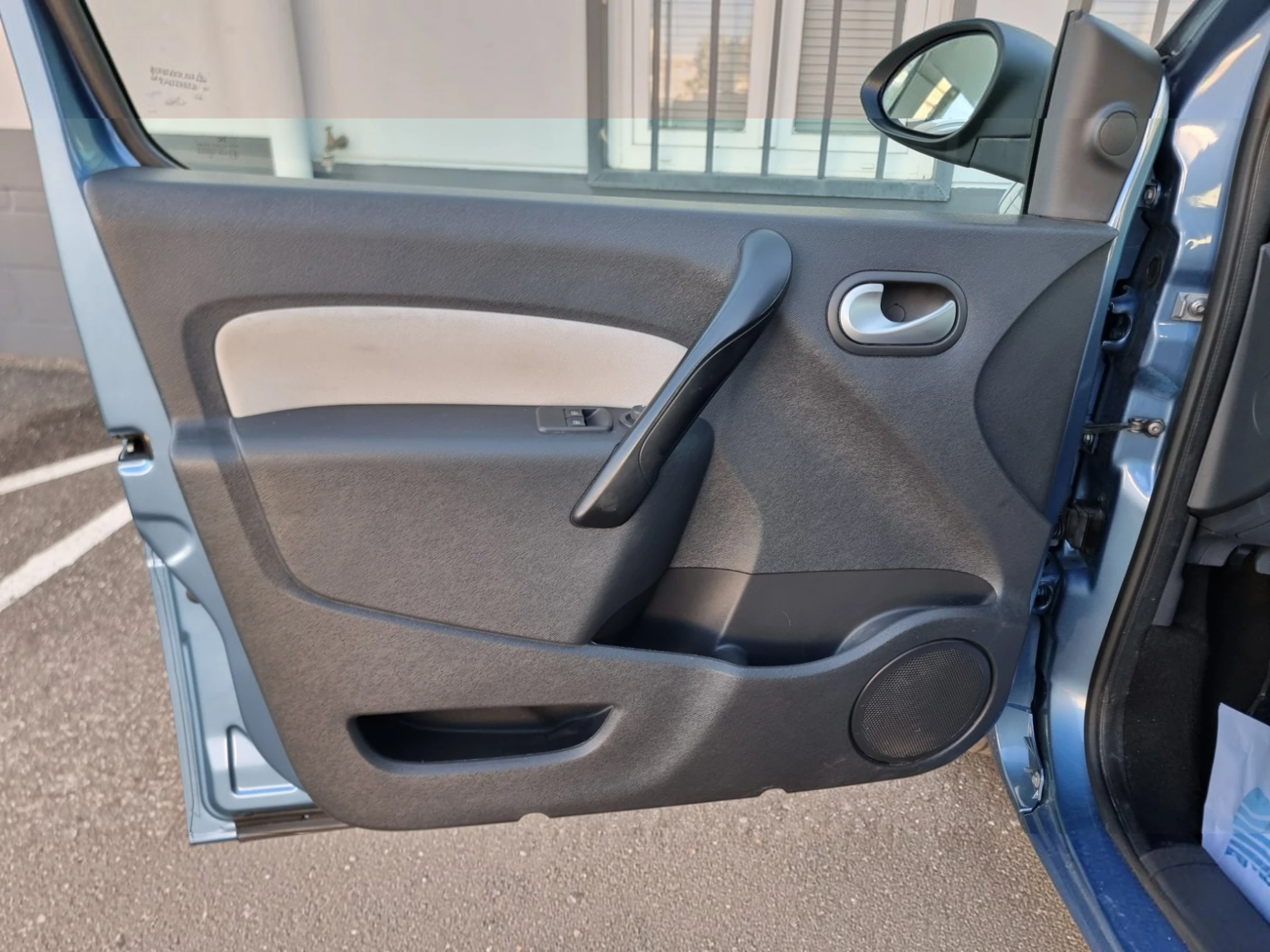Renault Kangoo 1.6 16V 105 CV DYNAMIQUE/2E MAIN/65 300KM/DISTRI 2026/ATTELAGE/CLIM AUTO/GTIE 12 MOIS