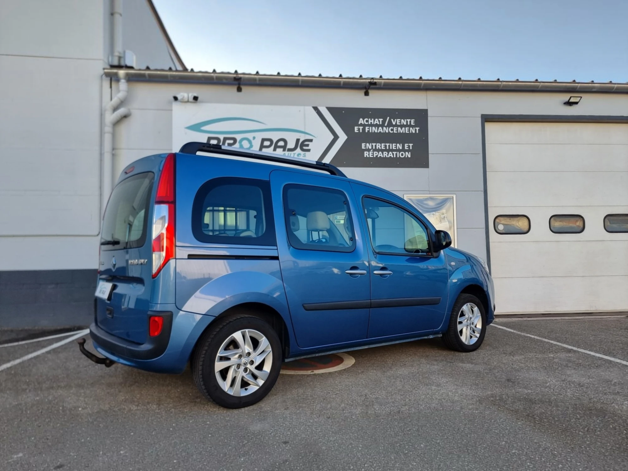 Renault Kangoo 1.6 16V 105 CV DYNAMIQUE/2E MAIN/65 300KM/DISTRI 2026/ATTELAGE/CLIM AUTO/GTIE 12 MOIS