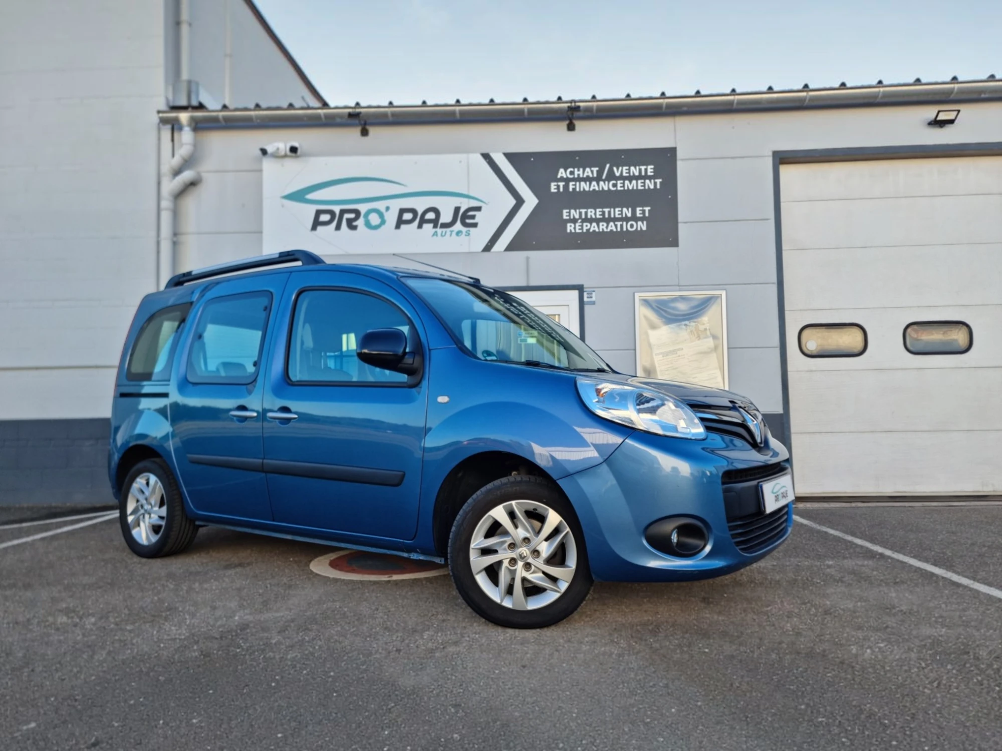Renault Kangoo 1.6 16V 105 CV DYNAMIQUE/2E MAIN/65 300KM/DISTRI 2026/ATTELAGE/CLIM AUTO/GTIE 12 MOIS