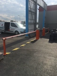 Barrière levante automatique