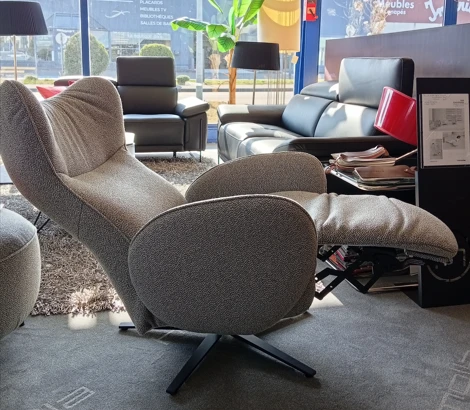 Fauteuil relax Himolla 7589 – Modèle d’exposition à -50 %