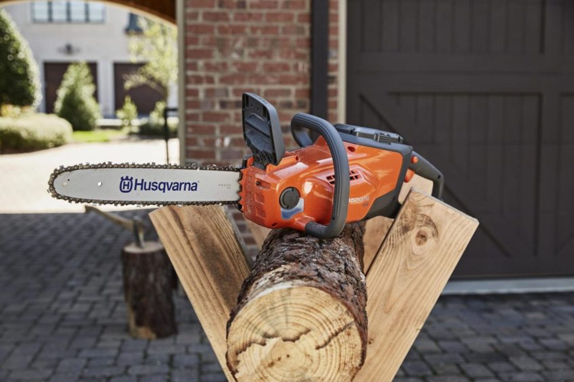 Tronçonneuse à batterie HUSQVARNA 120I PACK QC80+BLI20