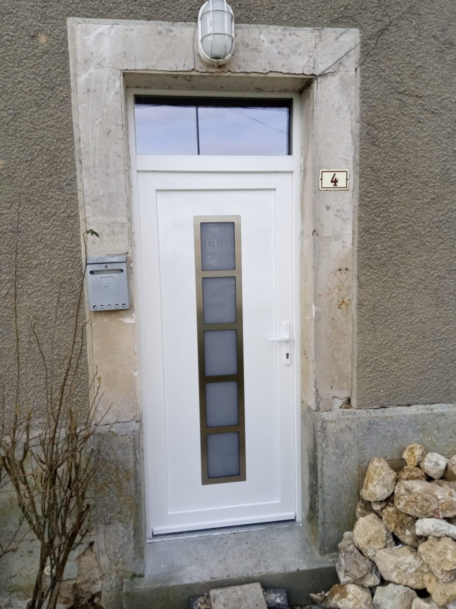 Porte d'entrée en PVC