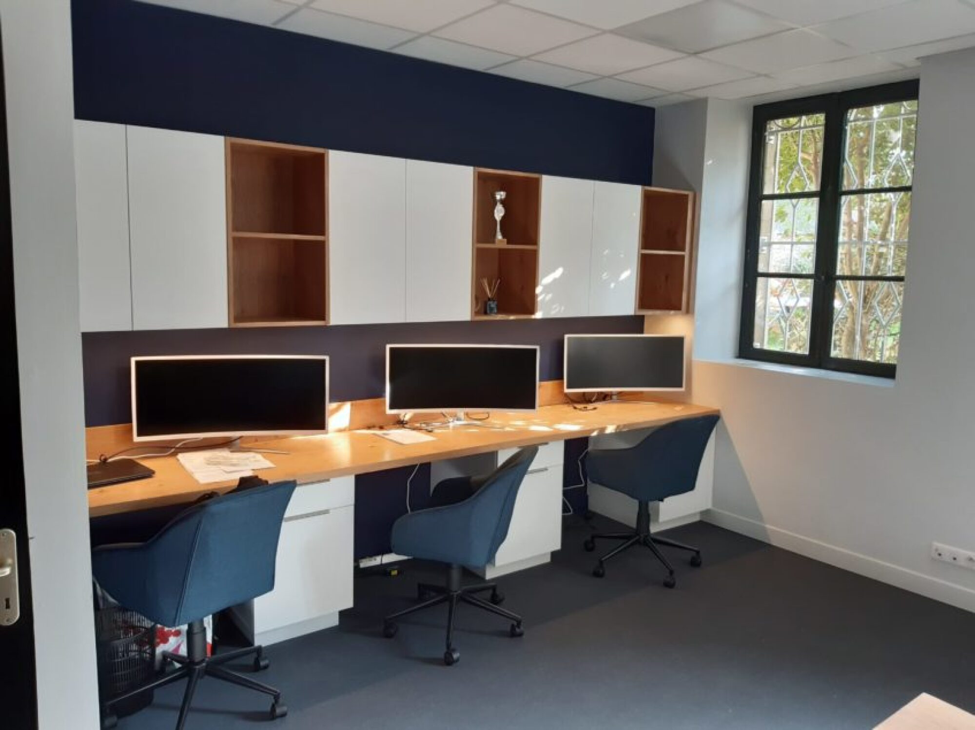 Création, fabrication et installation - Agencement de bureaux