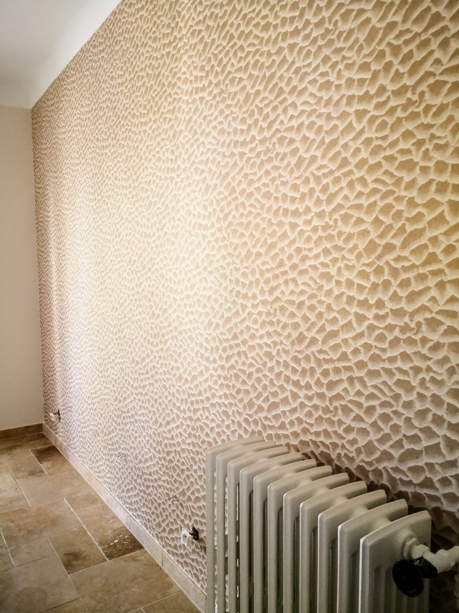 Décoration murale, pose de tapisserie