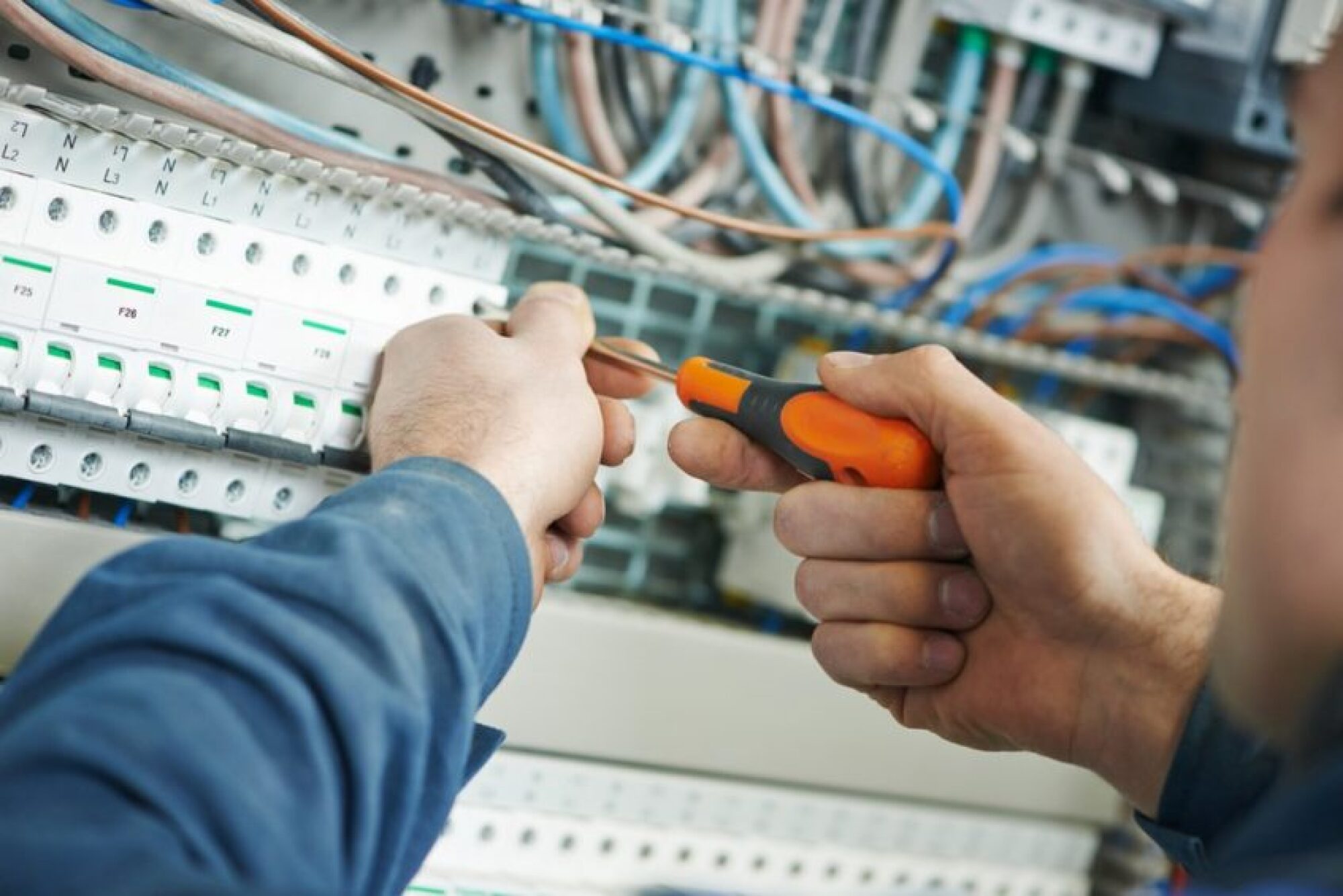 Dépannage et maintenance électrique