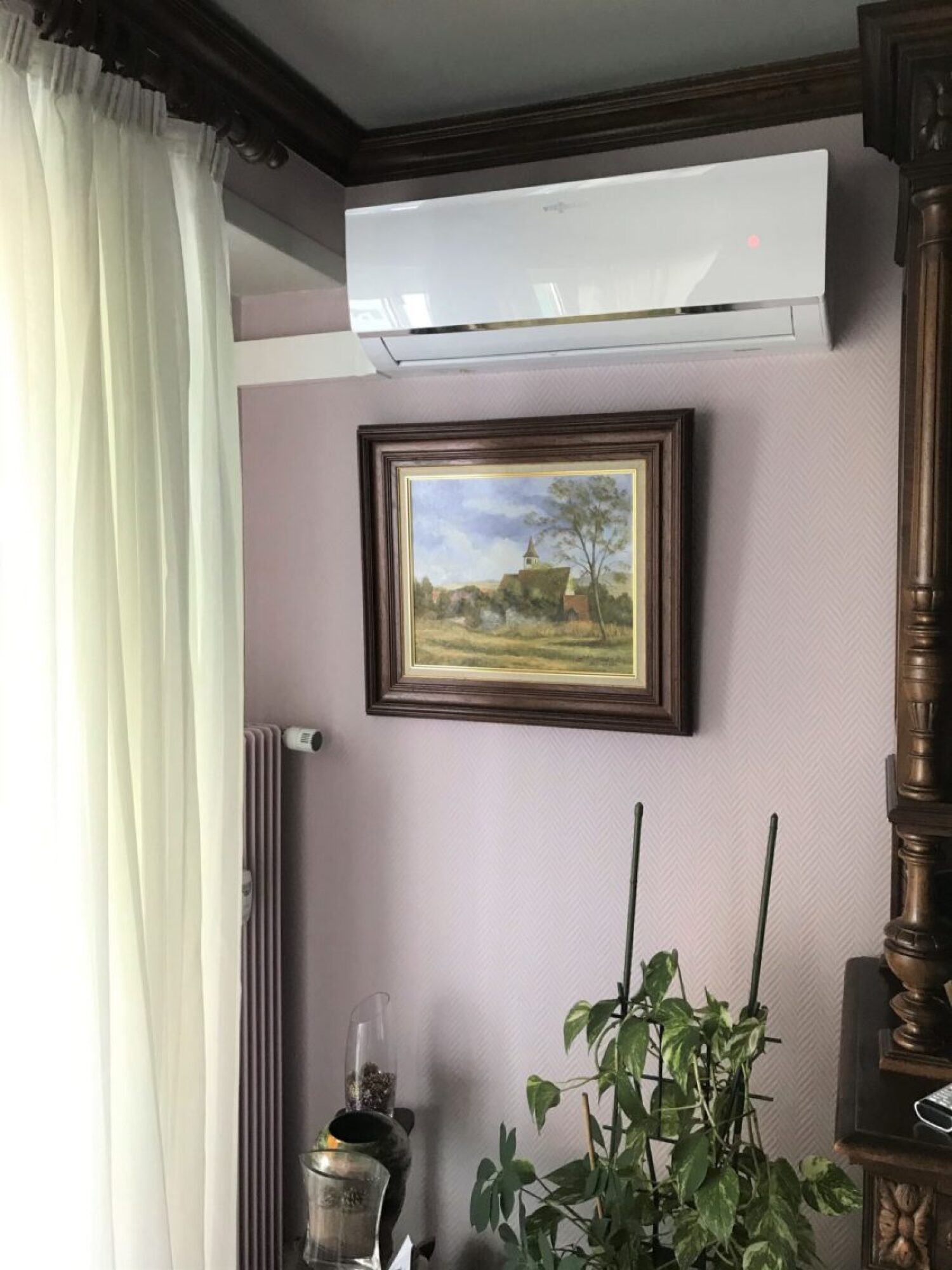 Installation d'une climatisation PAC AIR-AIR VIESSMANN en bi-split dans un appartement de Strasbourg