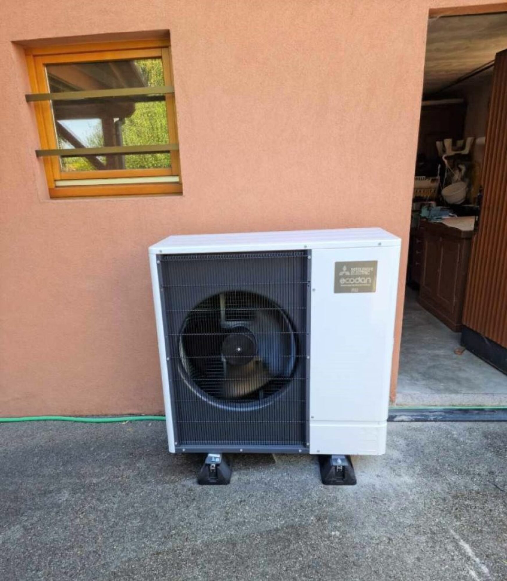Installation pompe à chaleur (PAC) AIR-EAU MITSUBISHI power inverter silence à Plobsheim
