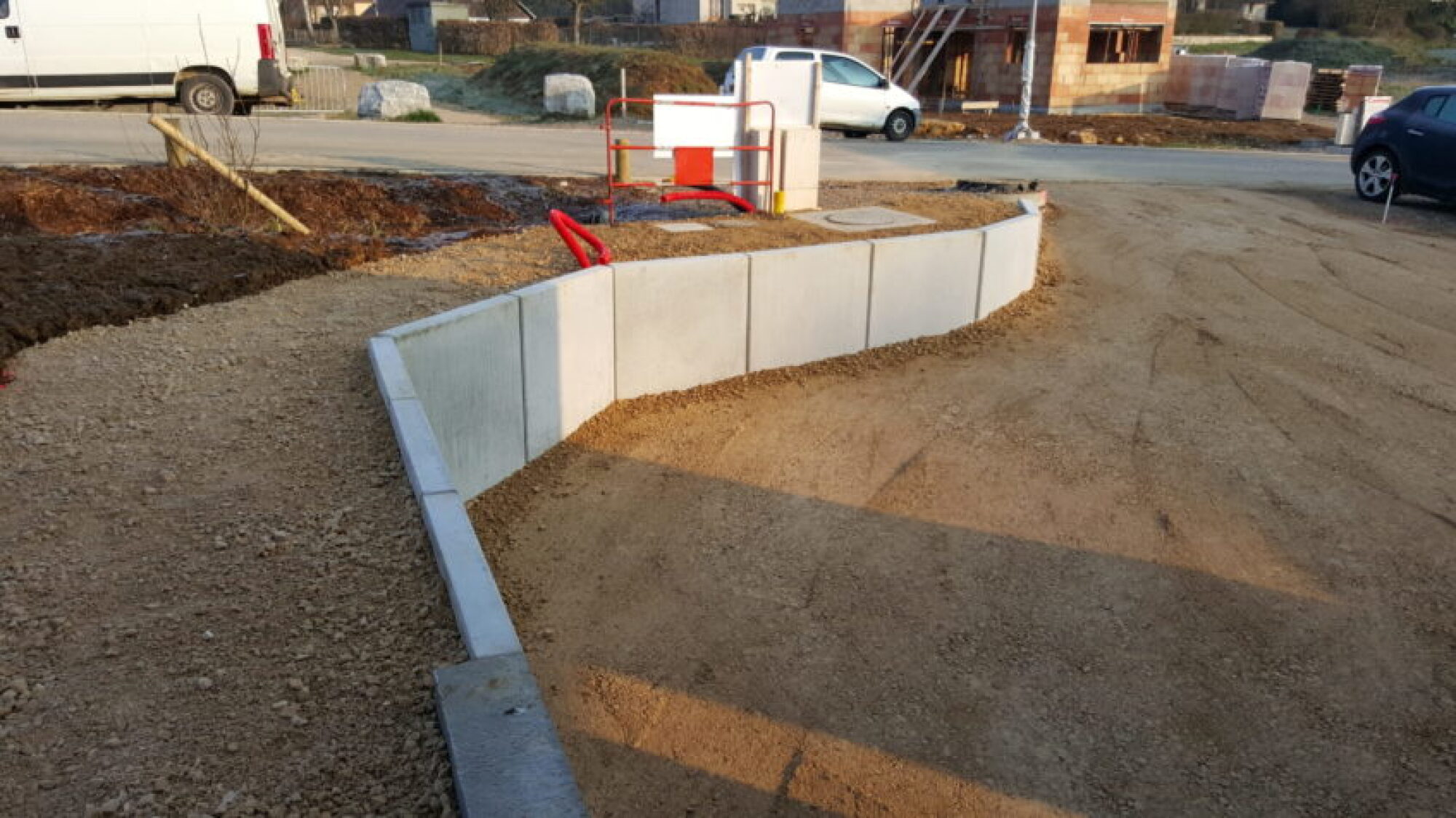 Pose de mur de soutènement