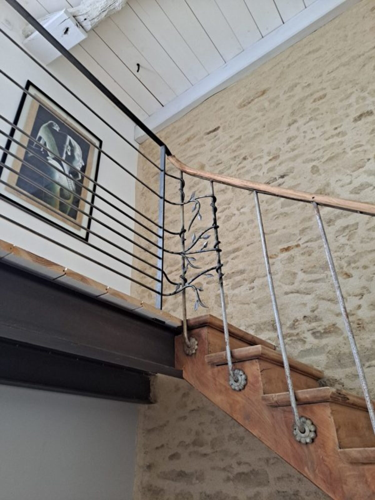 Réalisation de rampe d'escalier en acier sur mesure