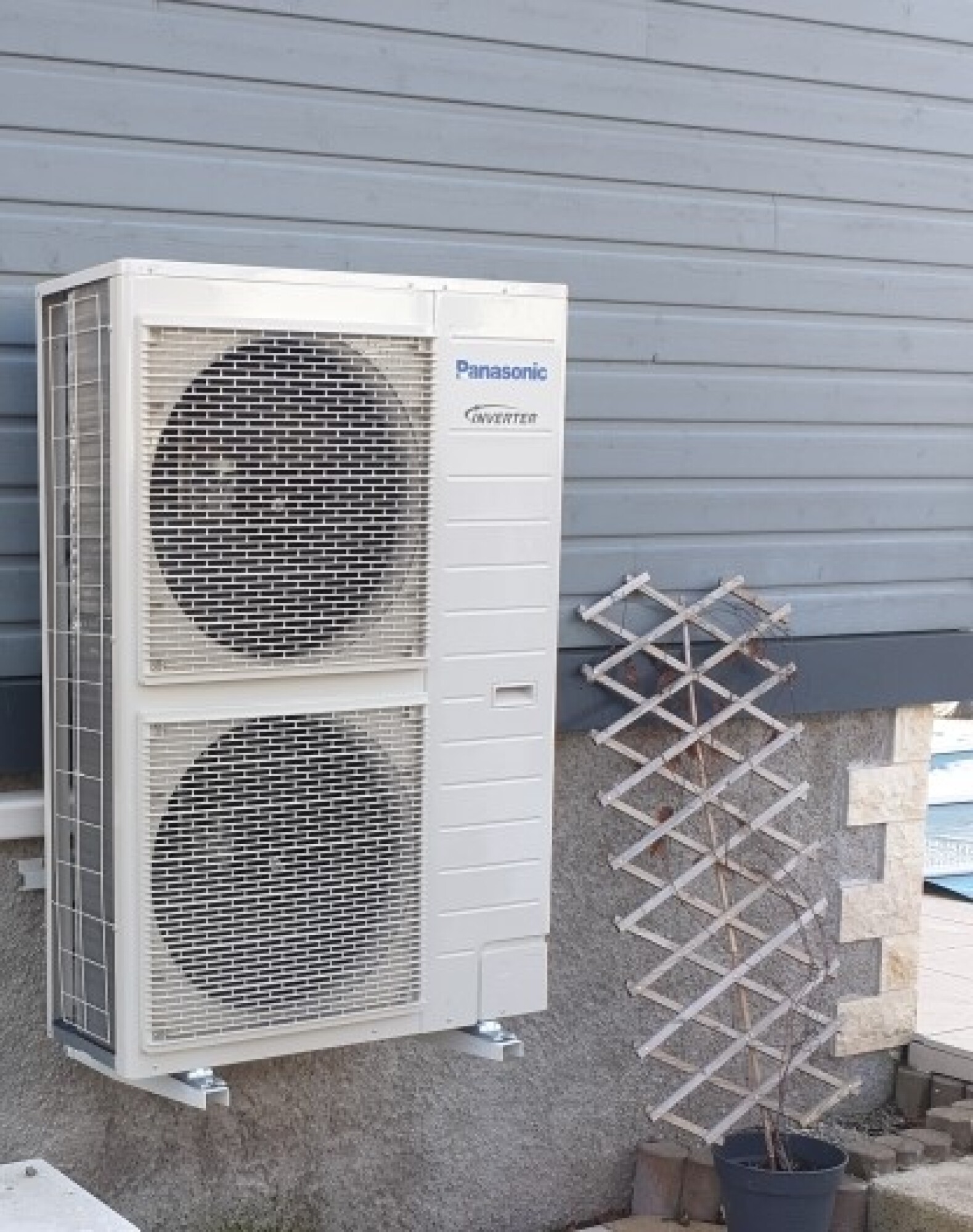 Remplacement chaudière par une PAC AIR-EAU MODÈLE TCAP de la marque PANASONIC
