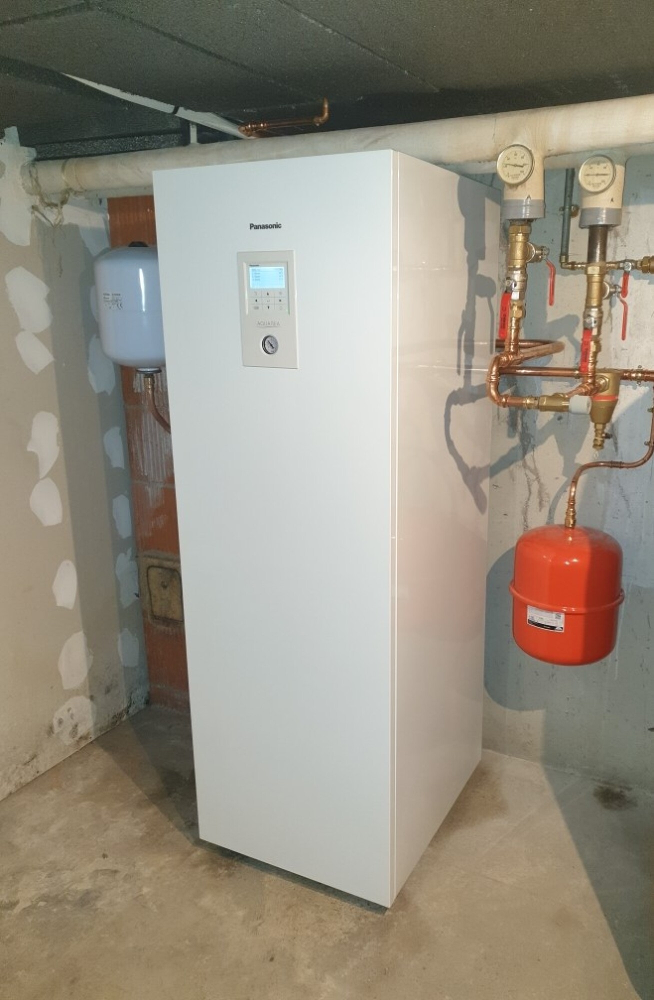 Remplacement chaudière par une PAC AIR-AIR spéciale rénovation modèle TCAP PANASONIC dans une maison à Eckbolsheim