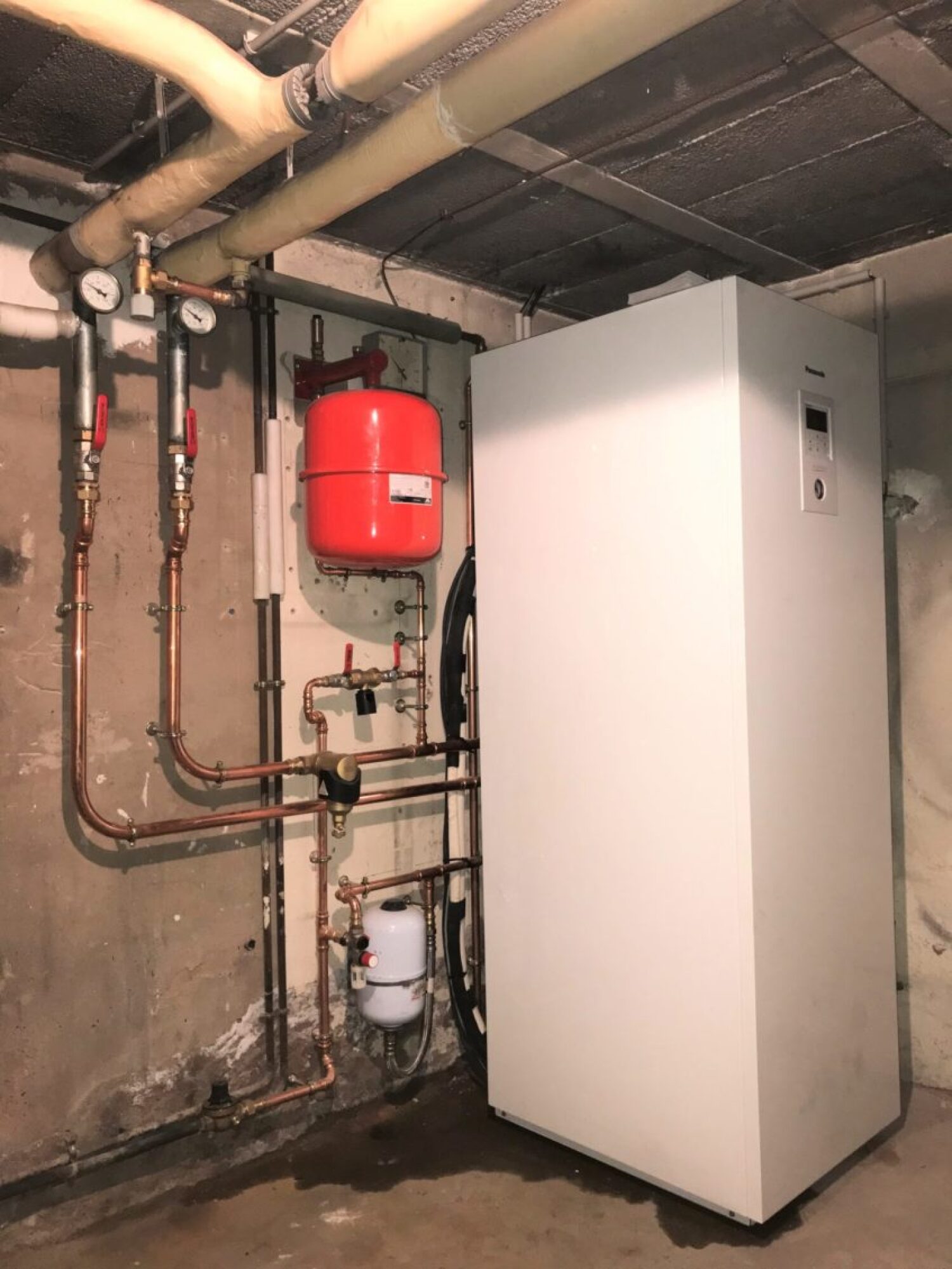 Remplacement chaudière par une PAC AIR-EAU spéciale rénovation modèle TCAP PANASONIC dans une maison à Geispolsheim