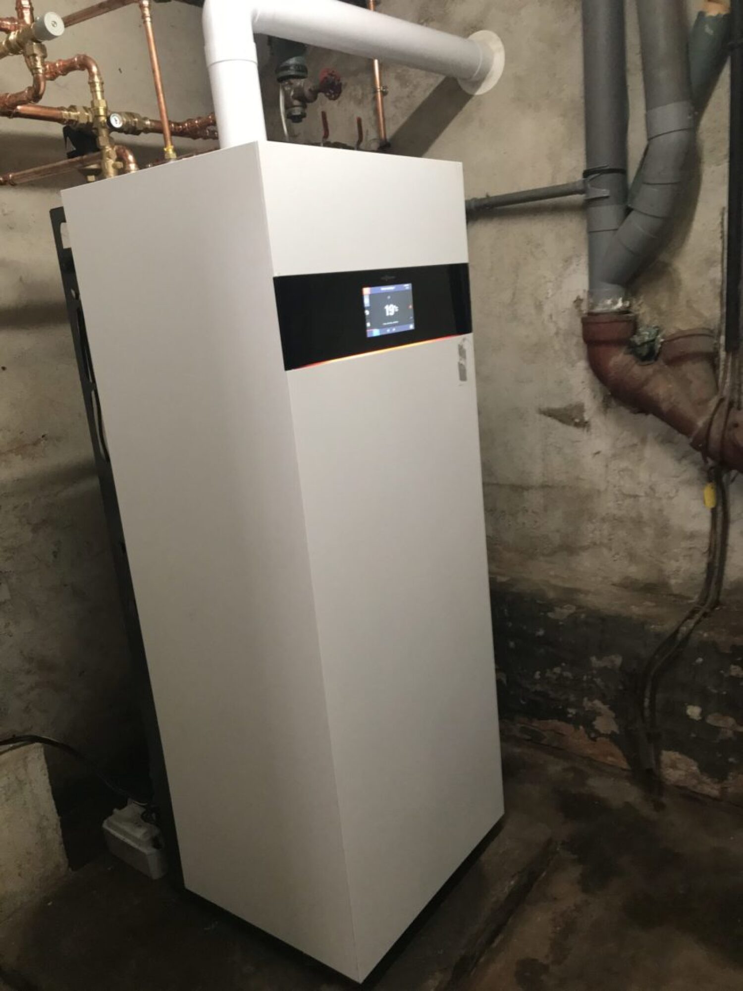 Remplacement d'une chaudière gaz au sol avec ECS marque Viessmann dans une maison à Barr