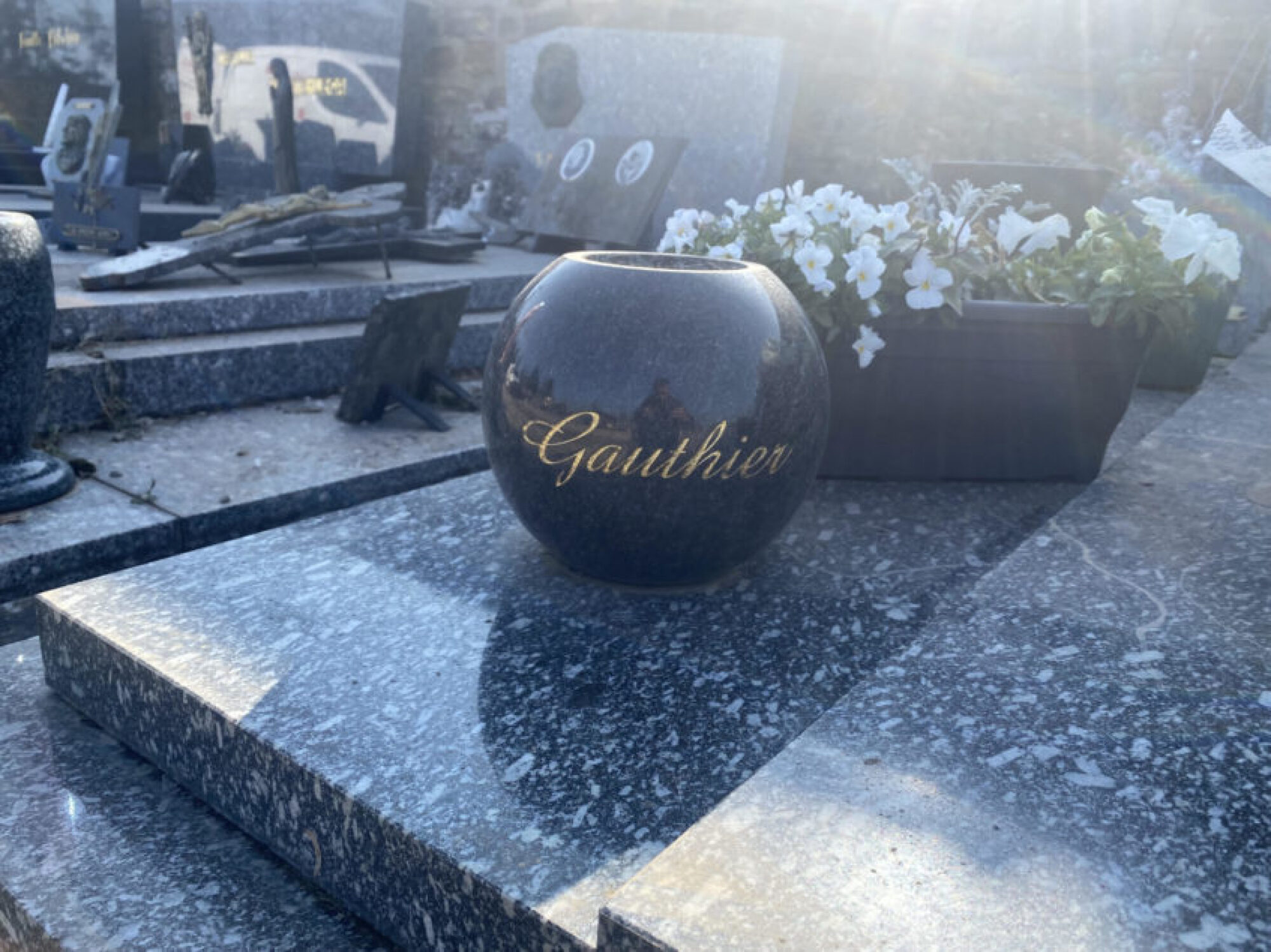 Gravure sur granite