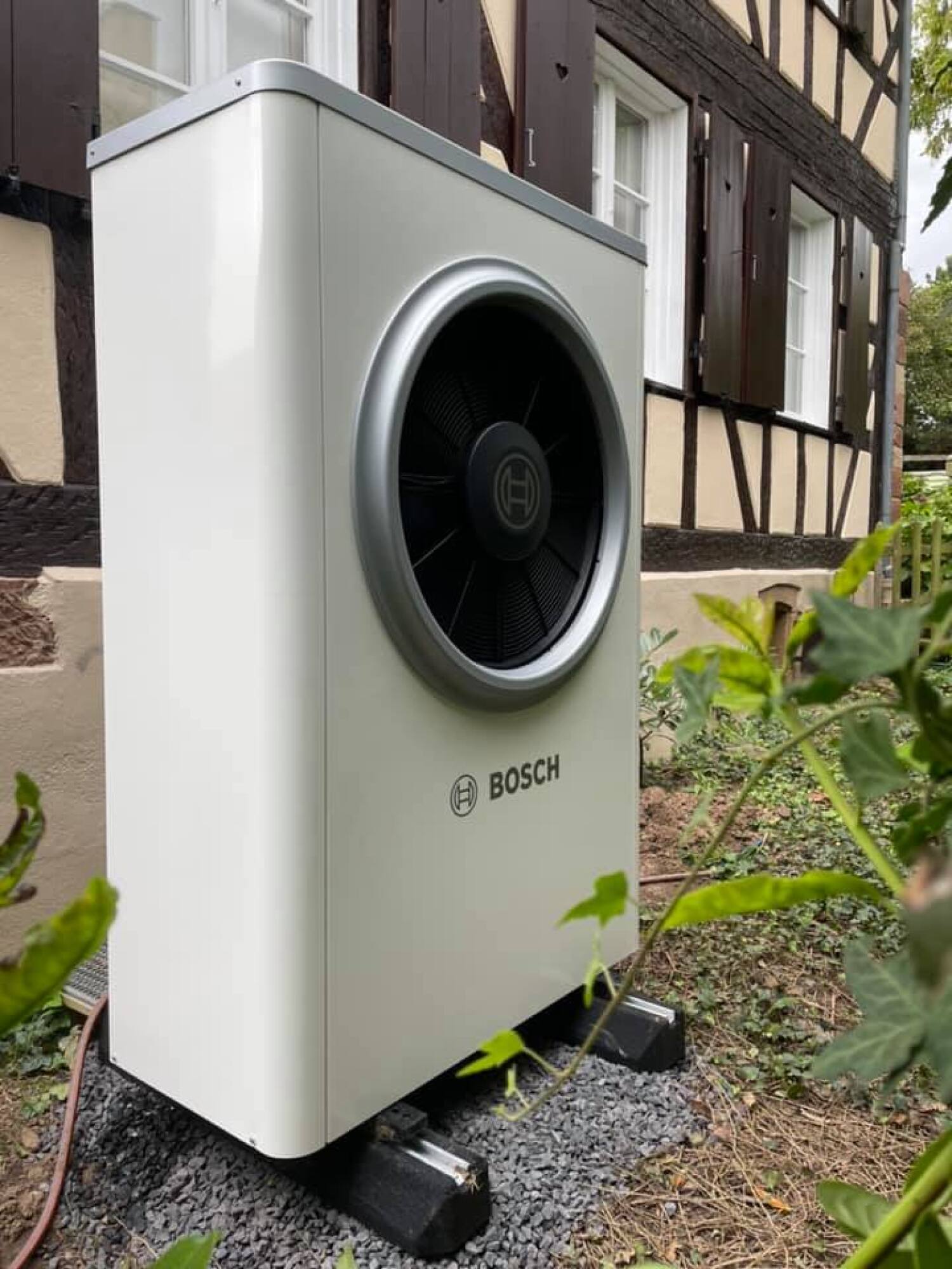 Pompe à chaleur AIR/EAU – Bosch