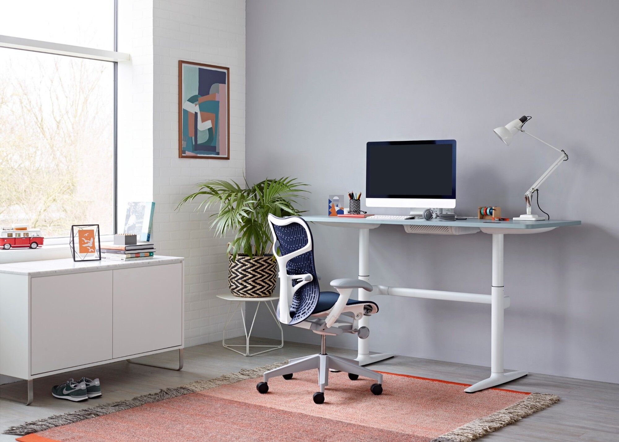 Fauteuil MIRRA 2 Herman MILLER Butterfly Twilight