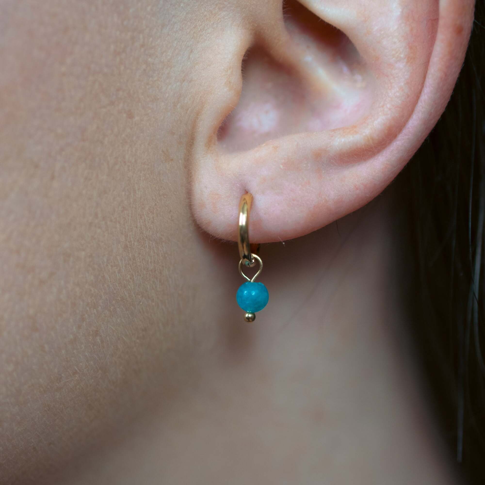 Boucles d'oreilles créoles Serena en pierres Apatite