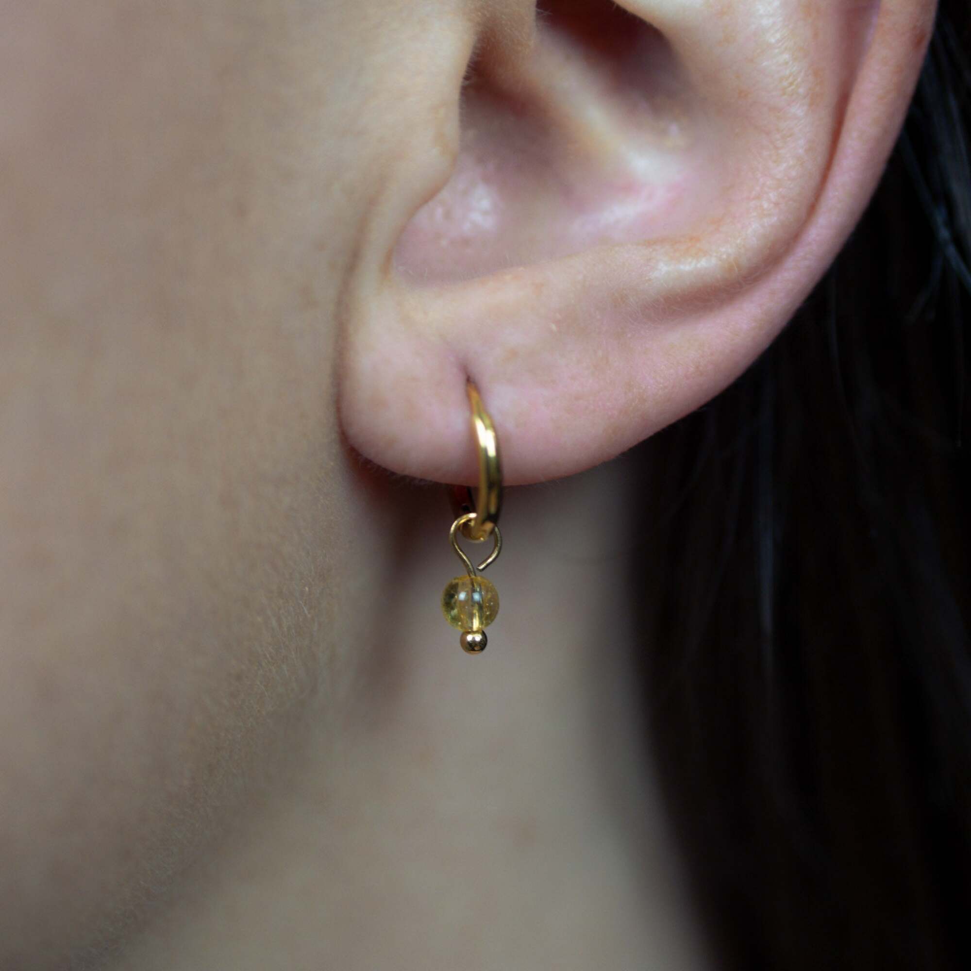 Boucles d'oreilles créoles Serena en pierres Citrine