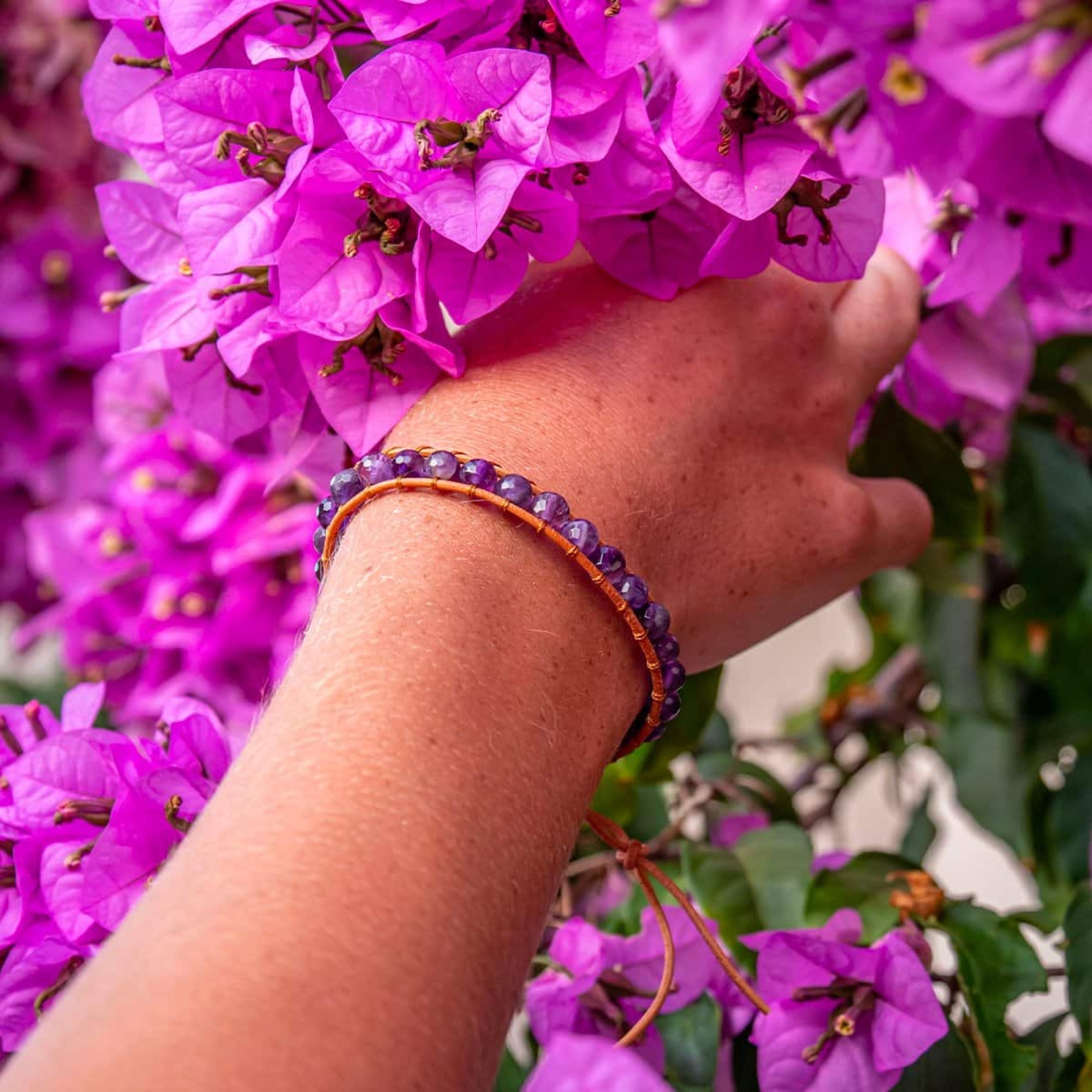 Bracelet Facelia en pierres Améthyste et cuir véritable