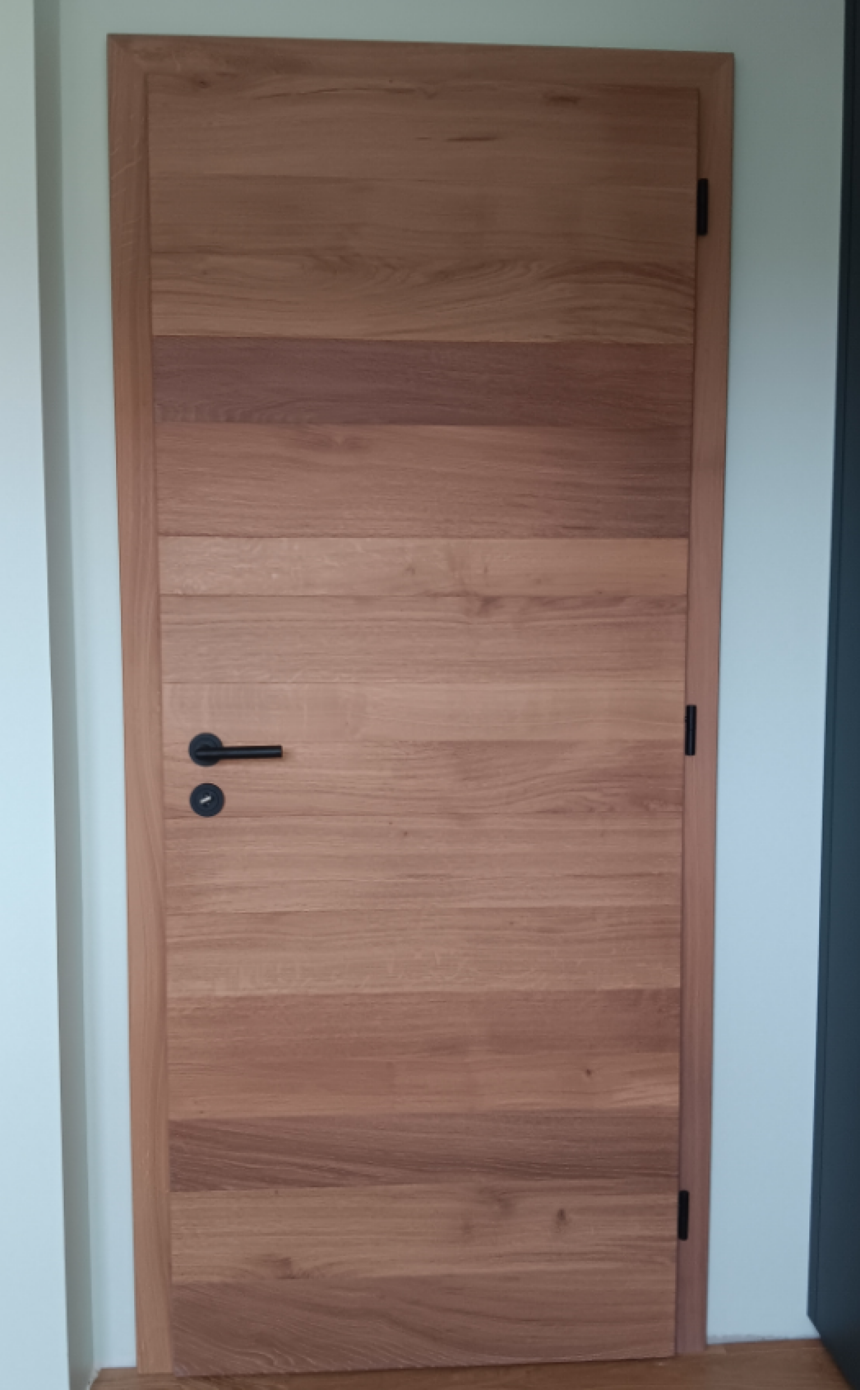Porte intérieure moderne sur-mesure