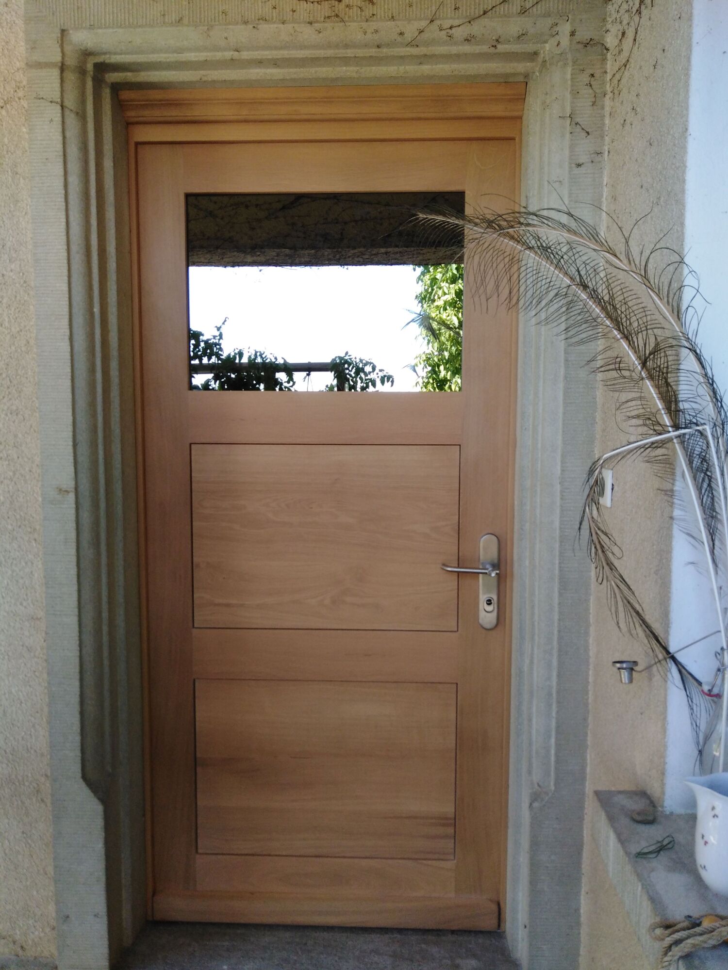 Porte d'entrée moderne sur-mesure