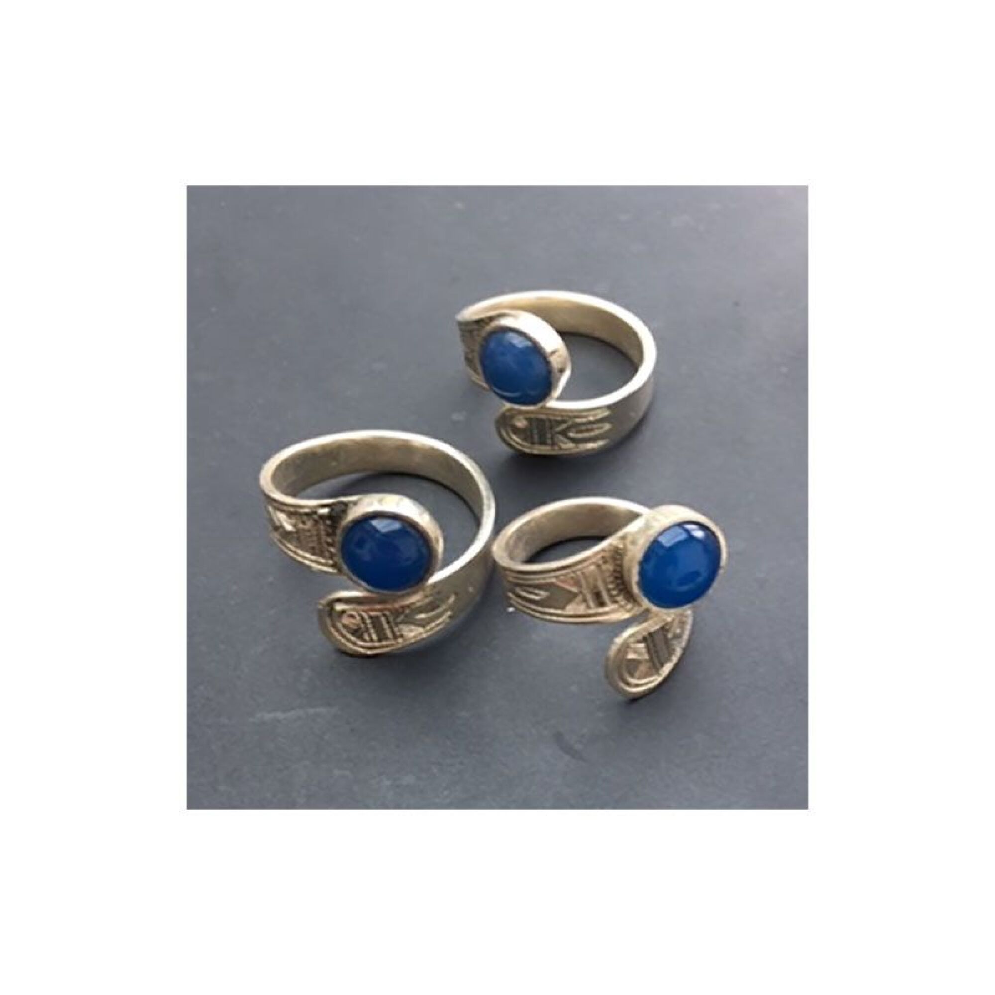 Bague croisée Touareg argent et cornaline bleue