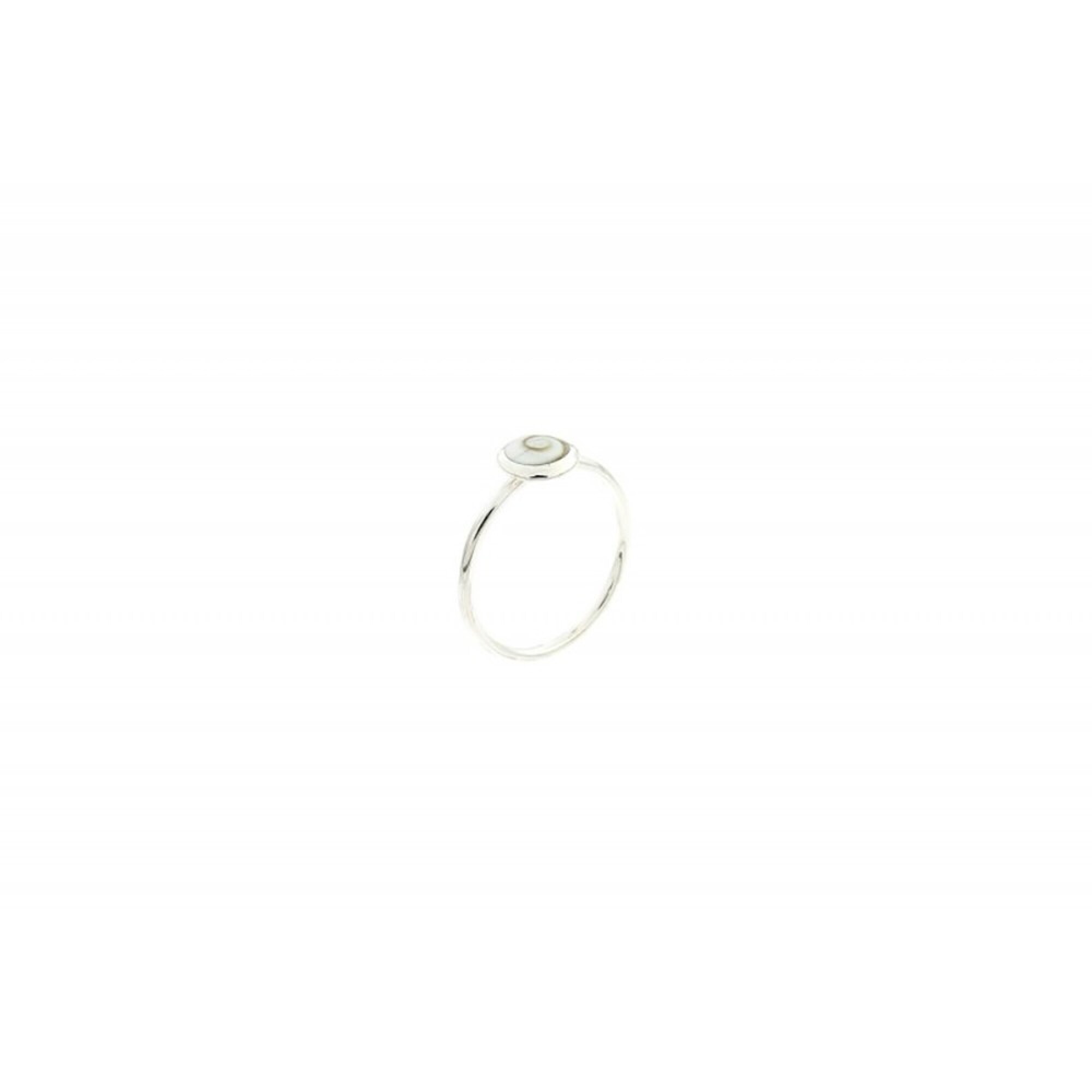 Bague ronde en argent oeil sainte lucie