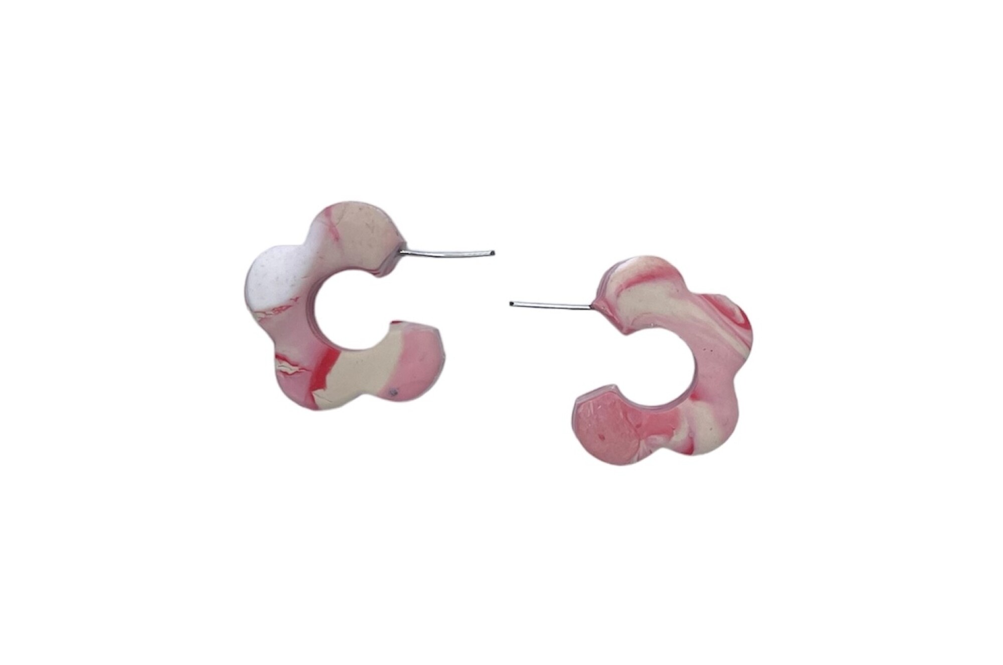 Boucles d'oreilles, créoles fleurs blanche et rose - Modèle fait main