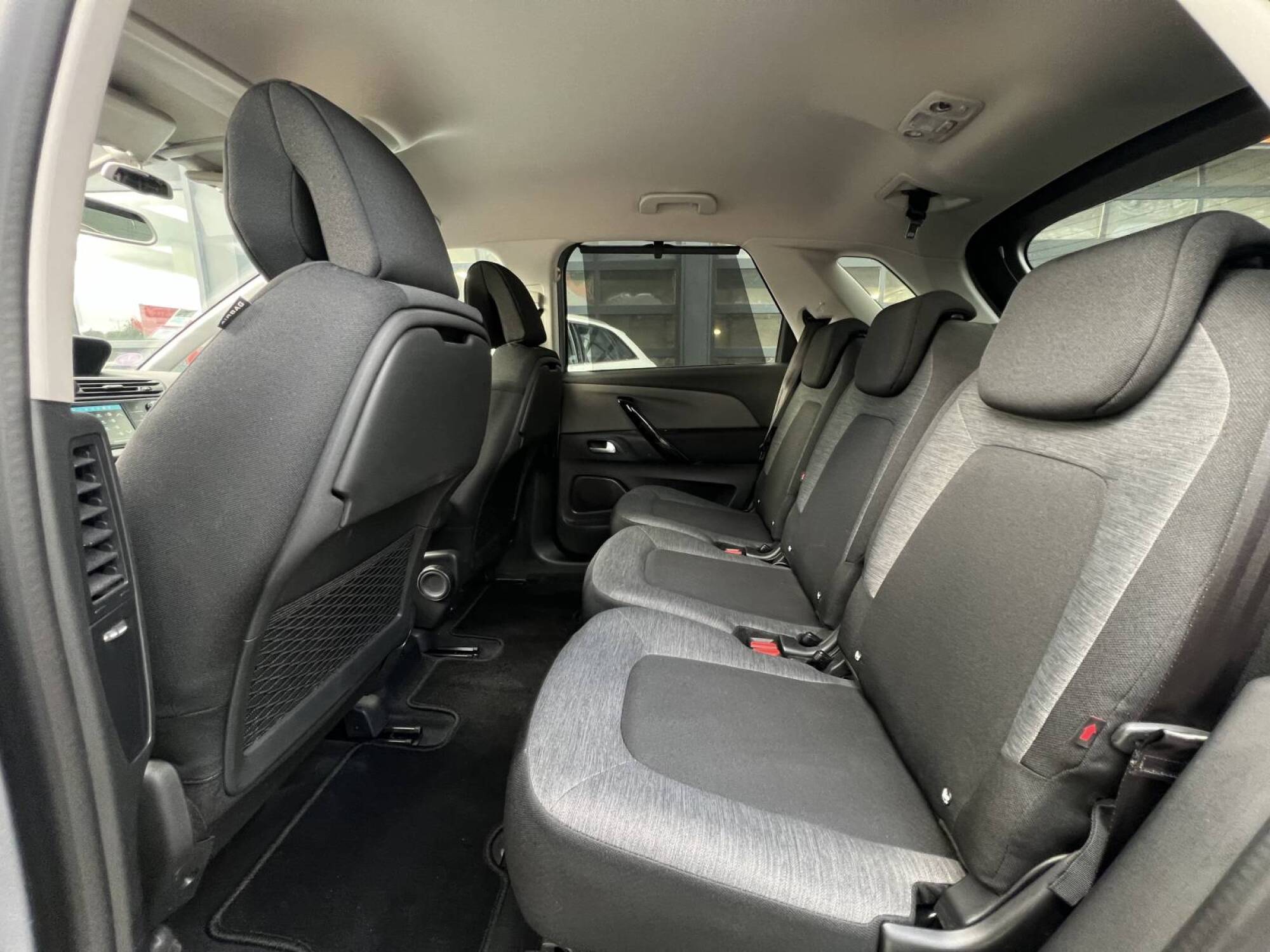 Monospace Citroën C4 Picasso II Phase 2 finition Feel 1.2 110 CV