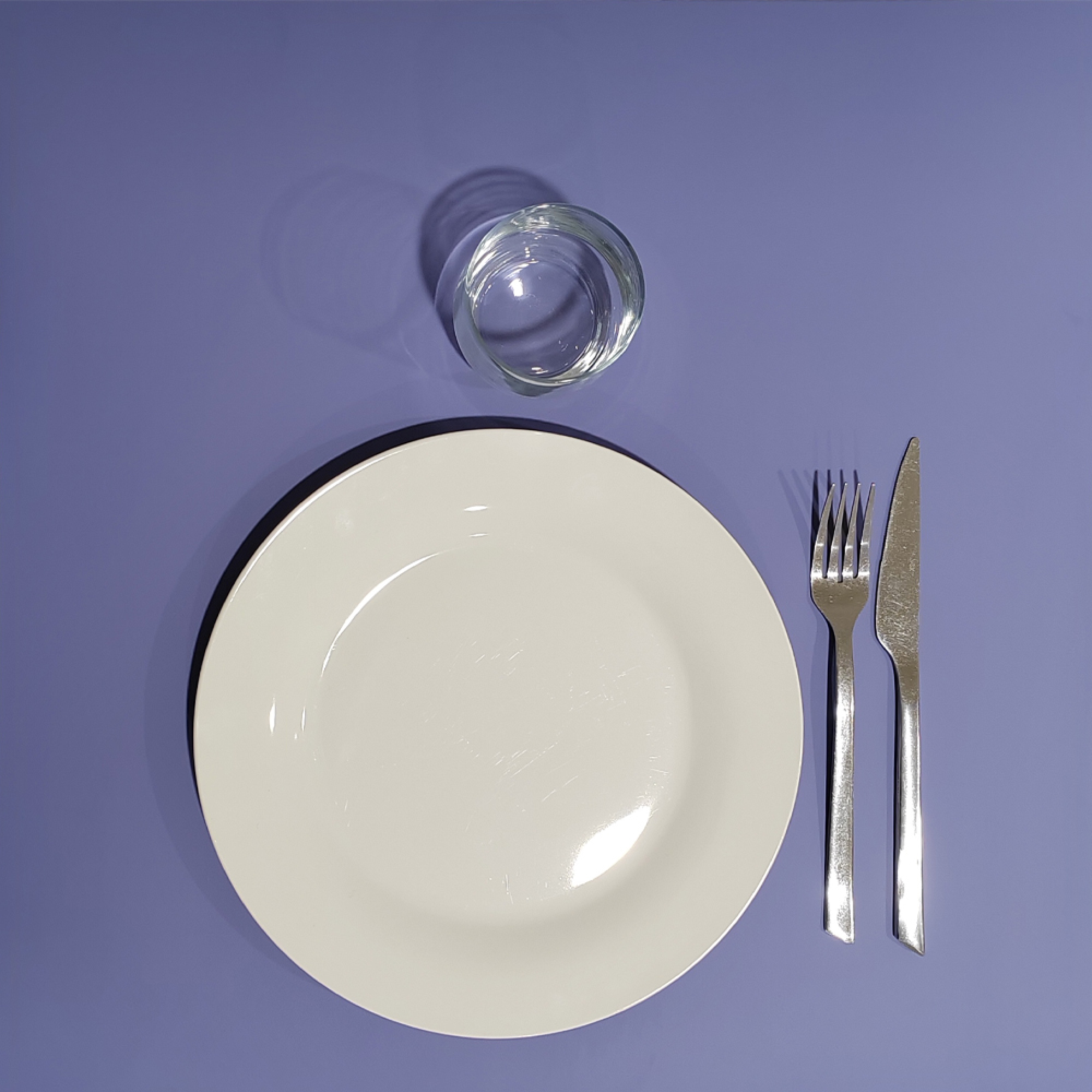 Table 70x70cm - modèle Bazila bleu note chants bois